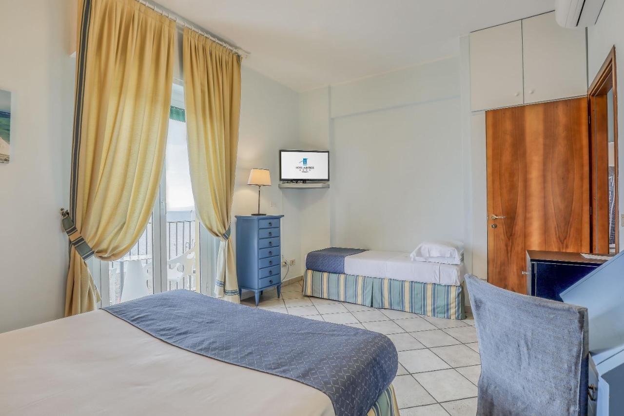 Hotel Albatros Varigotti Zewnętrze zdjęcie