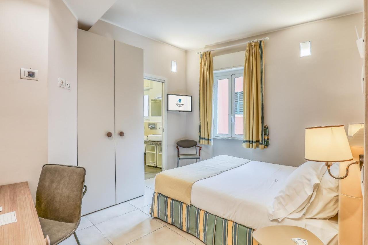 Hotel Albatros Varigotti Zewnętrze zdjęcie
