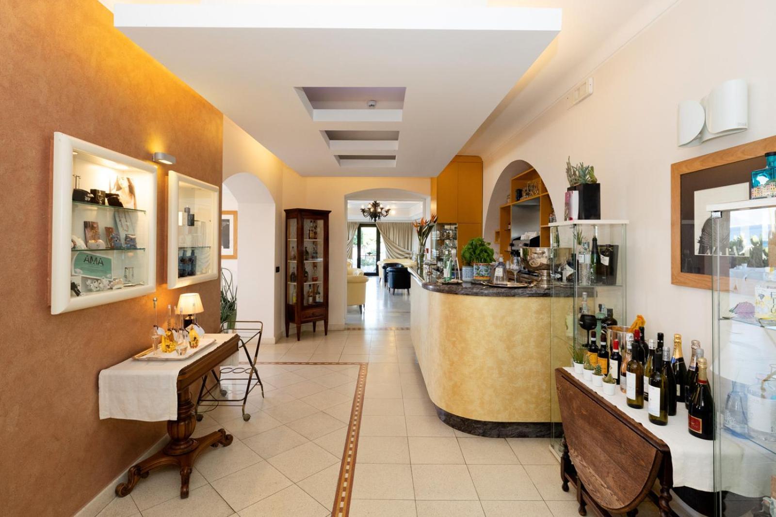 Hotel Albatros Varigotti Zewnętrze zdjęcie