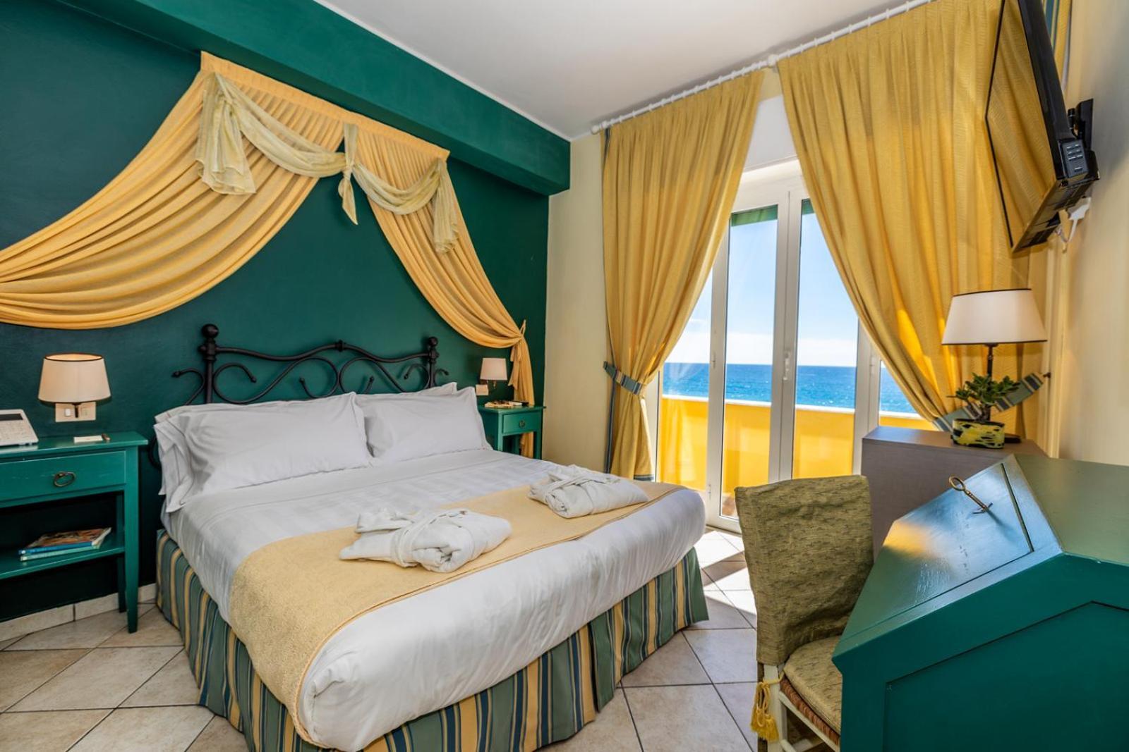 Hotel Albatros Varigotti Zewnętrze zdjęcie