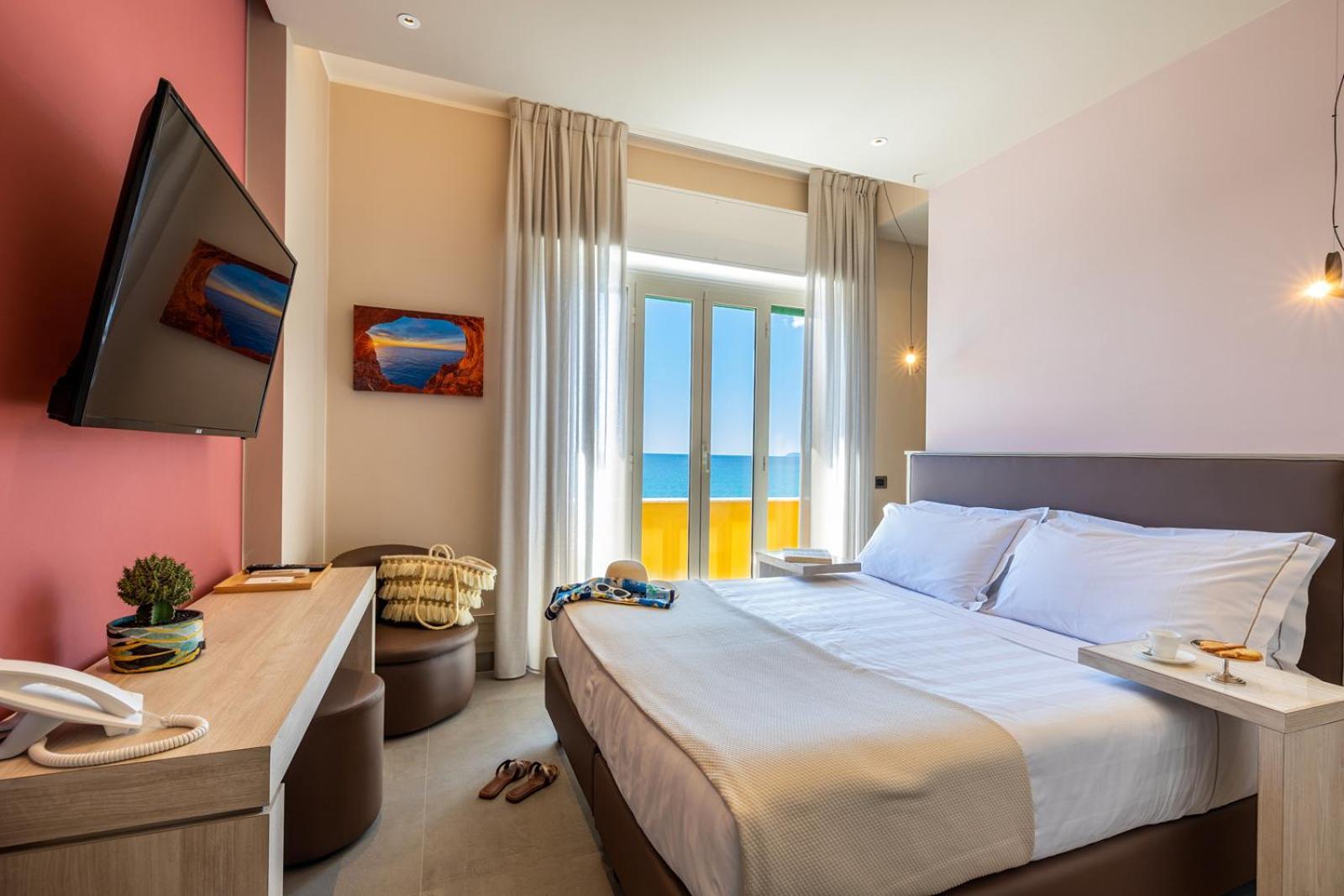 Hotel Albatros Varigotti Zewnętrze zdjęcie